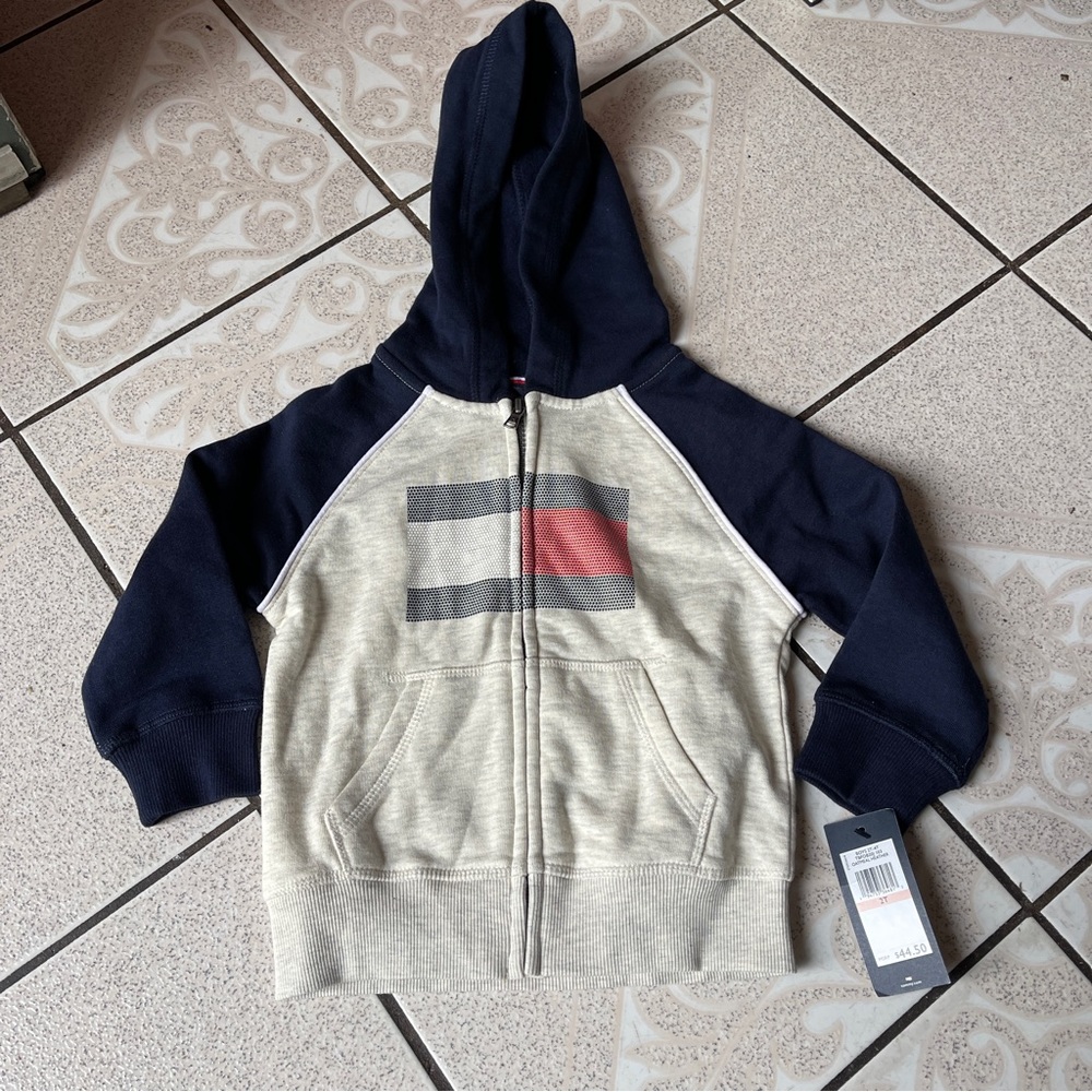 NWT Tommy Hilfiger Zip Up Hoodie Sweater size 2T